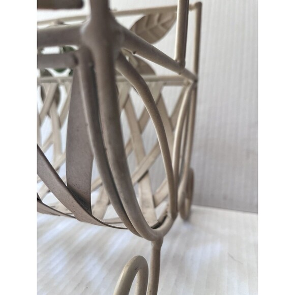 VINTAGE RARE ITALIAN TOLE MAGAZINE RACK - Picture 4 of 6